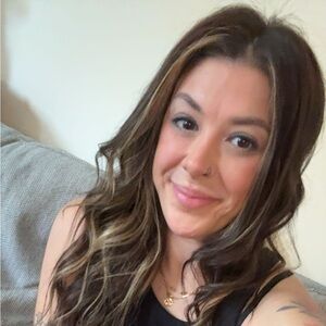 Meet your Posher, Janaei